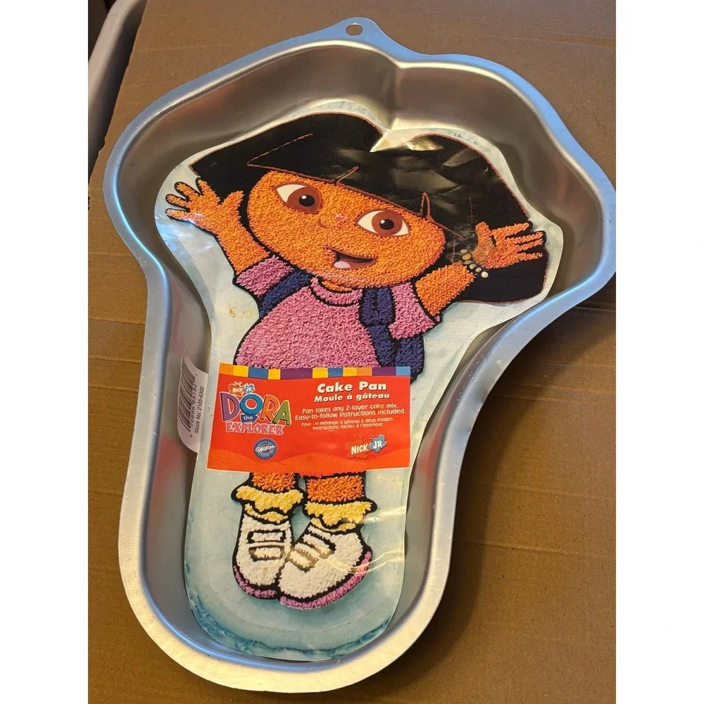 VTG  Wilton Cake Pan Care Dora the Explorer Birthday Party new